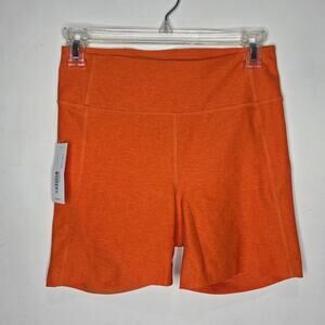 NWT Outdoor Voices Warmup 5" biker short - small - clementine orange